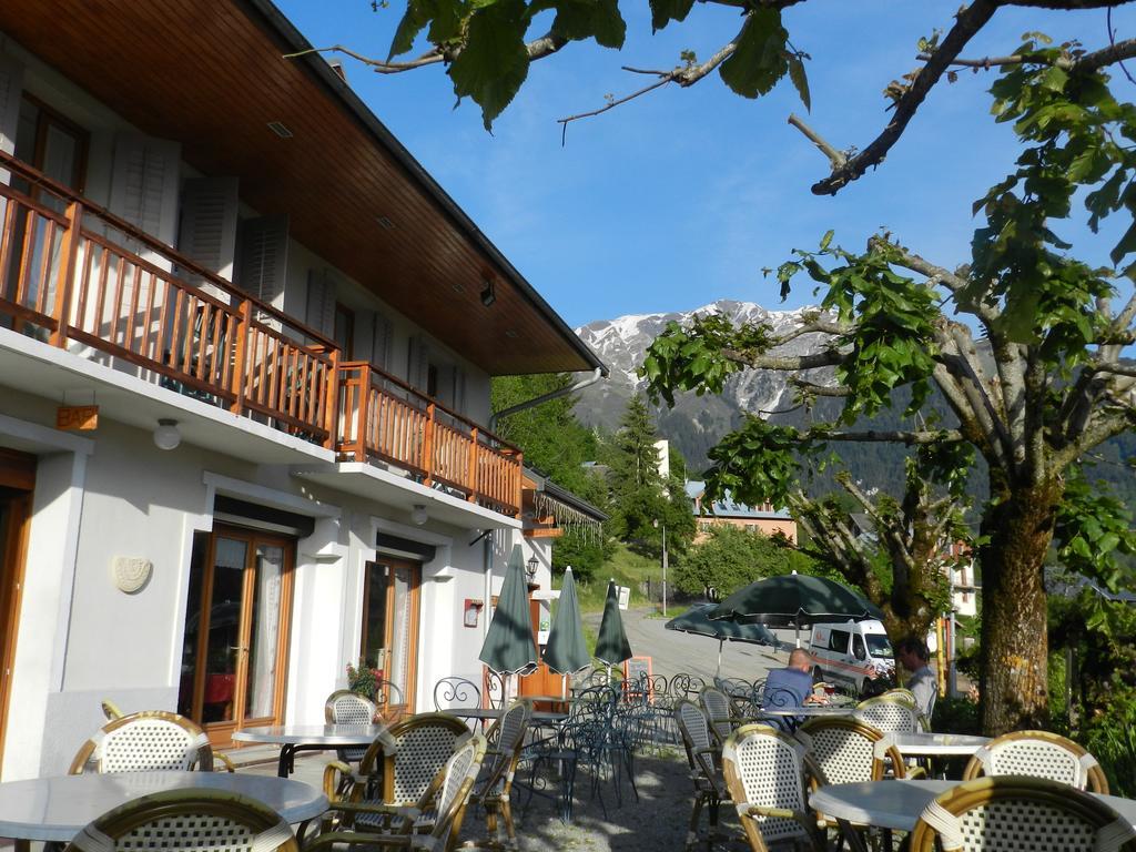 Hotel Le Beausejour Saint-Francois-Longchamp Exterior photo